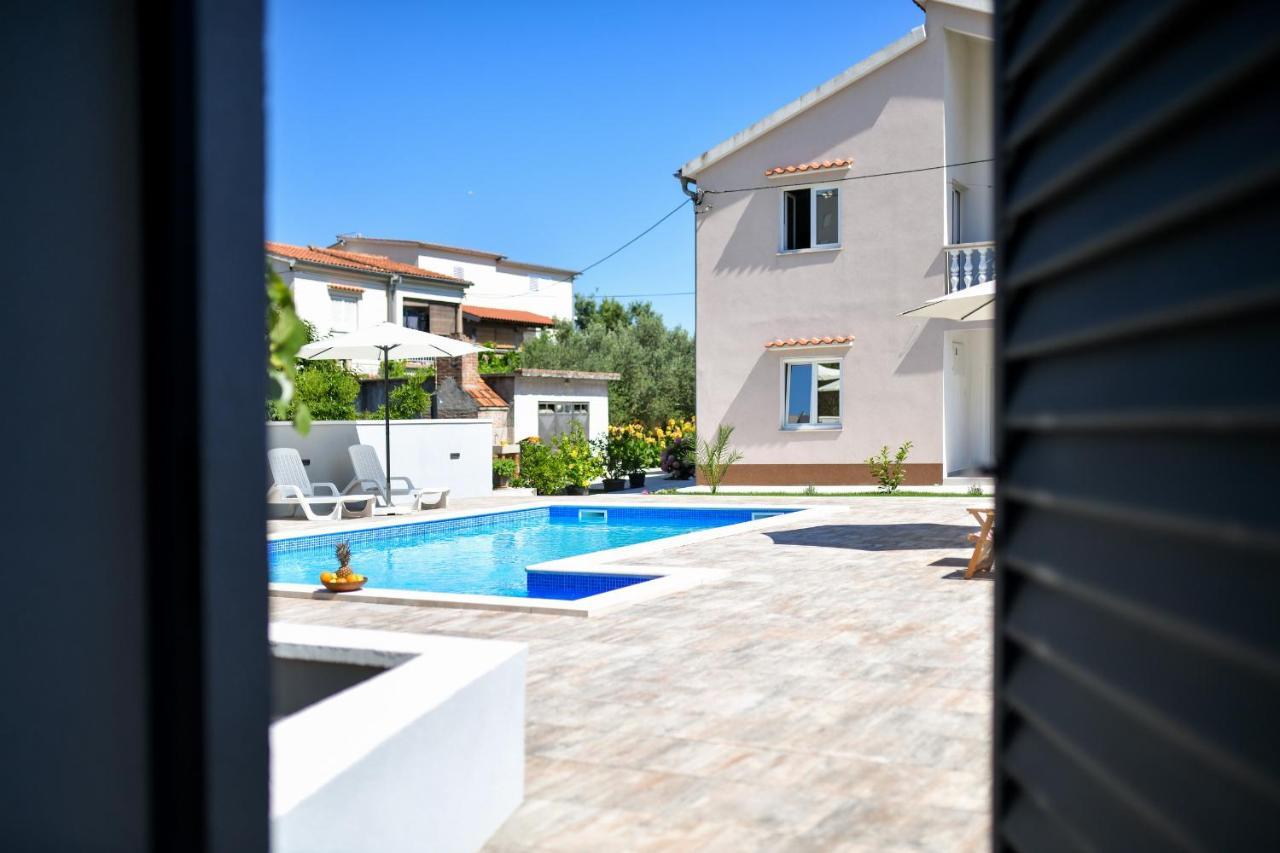 Pool House Luka Apartment Zadar Exterior photo